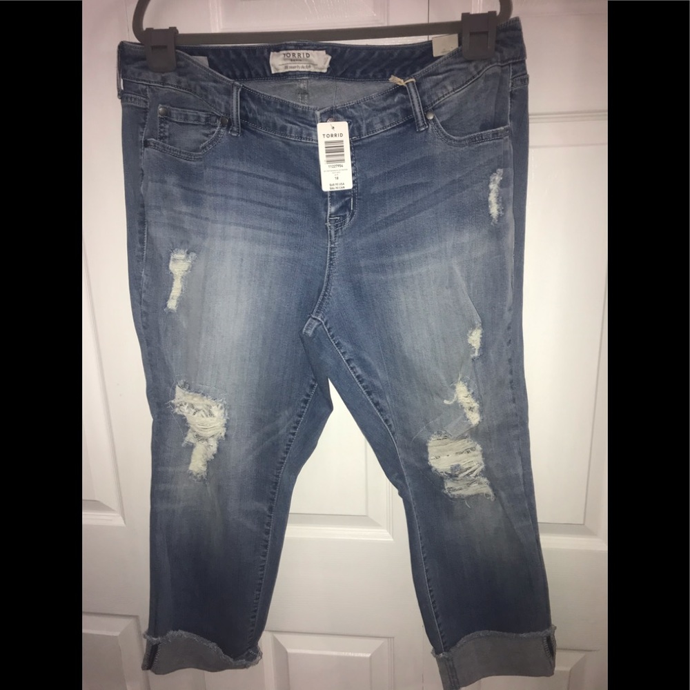 Torrid Boyfriend Jeans NWT
